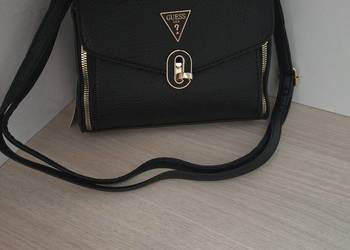 Damska torebka guess