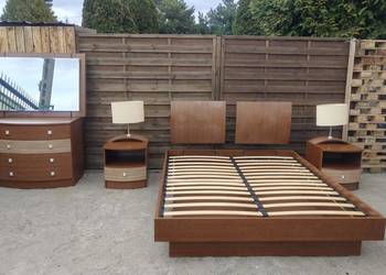 Sypialnia VOX Pacyfik łoże 160x200 + szafki nocne + komoda + lustro
