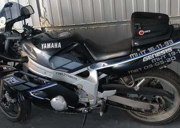 Yamaha FZR 600