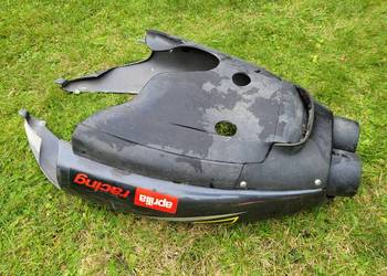 APRILIA SR bok boczek zadupek oslona swiatla tyl nadkole tyl owiewka ogon