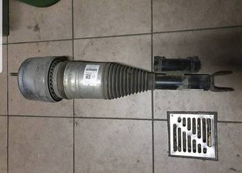 Mercedes W213 Amortyzator Przedni Prawy