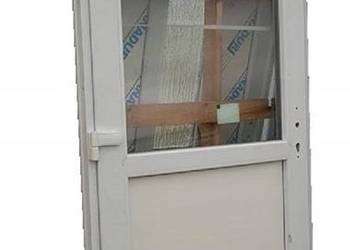 DRZWI ZEWNĘTRZNE PCV Sklepowe KACPRZAK 90x210
