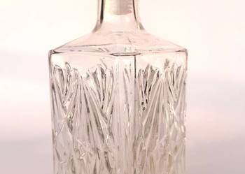 Karafka vintage z grubego tłoczonego szkła geometryczny szlif, lata 60-70 r