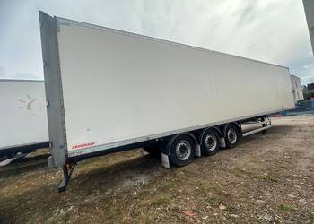 Naczepa Izoterma Fruehauf