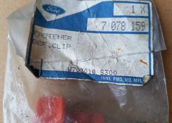 7078159/W703018-S300 Łącznik tapicerki ścianki bocznej