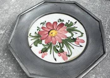 Talerz ozdobny / ozdoba do powieszenia z kwiatem / kwiatkiem