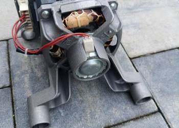 Silnik do pralki Ariston hotpoint AQS73F 09 EU
