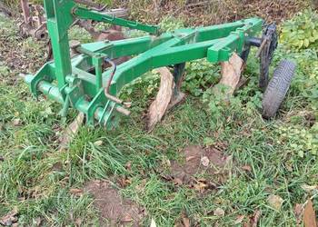 Witam sprzedam pług 3 skibowy