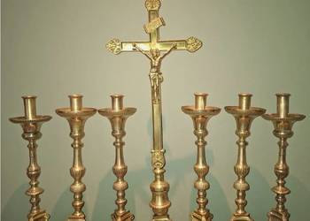 Zestaw ołtarzowy krucyfiks i lichtarze