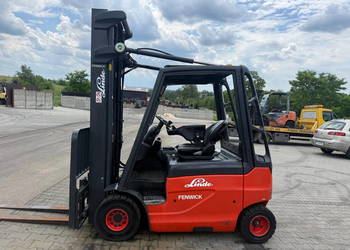 wózek widłowy elektryczny LINDE E25-01 Triplex 5.90m tylko 3580mtg 2015 rok
