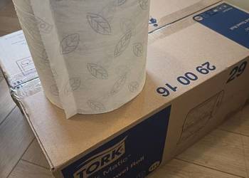 Sprzedam papierowe ręczniki Tork Matic