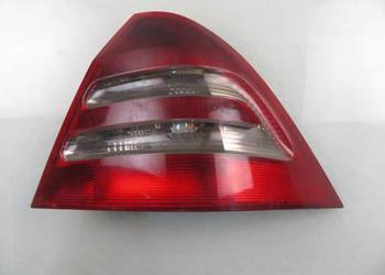 LAMPA PRAWA TYLNA MERCEDES W203