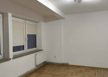 2-pokojowy lokal 52m2 z łazienką, aneksem kuchennym; balkon + miejsce park…