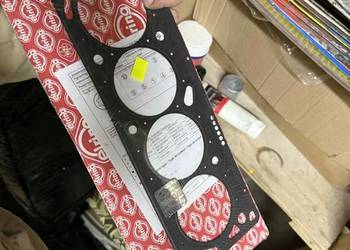 części z PRL do aut