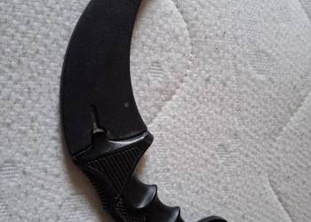 Noz typu karambit