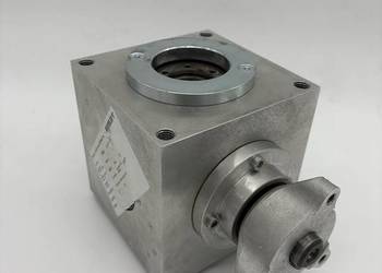 Benteler 356677/W1C Gearbox