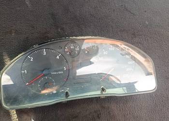 Licznik 8D0 919 033 A  Audi A4 B5 (a-18)