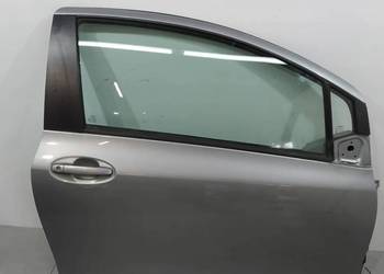 DRZWI   PRAWE PRZÓD 1F8 3D   Toyota Yaris II (2005-2011)