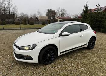 VW Scirocco 1.4 BENZYNA Klimatronik Tempomat Xenon Nawigacja Szyberdach