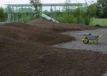 Czarnoziem, ziemia ogrodowa, humus transport