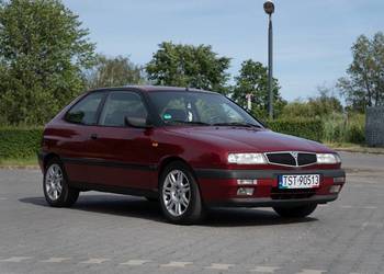 Lancia Delta HPE 1.6 16v