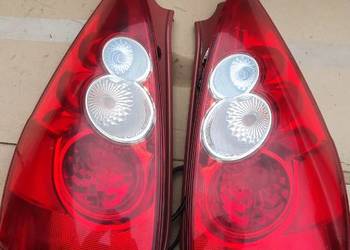 lampa tylna prawa lub lewa MAZDA 5 oryginał 05-08r