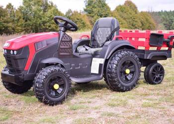 WIELKI TRAKTOR NA AKUMULATOR Z PRZYCZEPĄ, BDM0925
