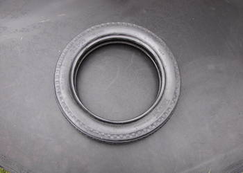 Wfm Osa M50 M52 opona Degum 3.25-14