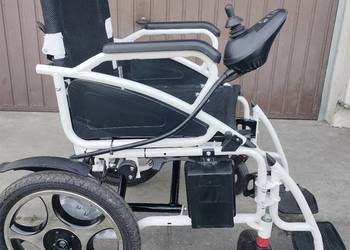 Wózek inwalidzki elektryczny