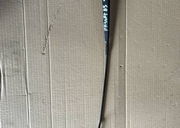 Ramię wycieraczki prawe Passat b5 3B1955410