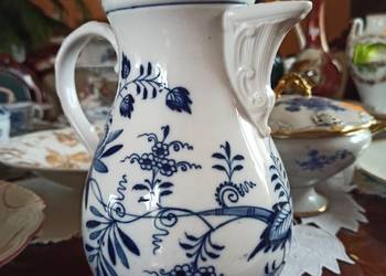 Dzbanek Meissen.  Miśnia. Wzór cebulowy. Pinia.