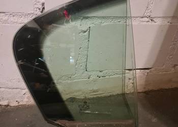 Szyba boczna prawa vw passat b6 sedan