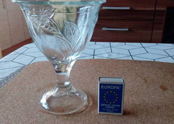 Prl pucharek bomboniera szklo bezbarwne Ząbkowice crystallit