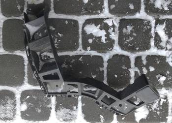 Ślizg zderzaka mocowanie tylne lewe VW Tiguan I/Lift 5N0