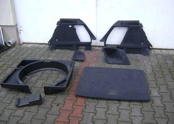 AUDI Q3 TAPICERKA BAGAŻNIKA BOCZEK SCHOWEK