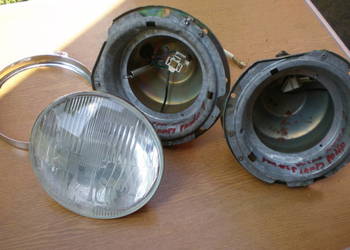 Fiat 125 p.Nowa miska lampy przedniej lub nowa lampa