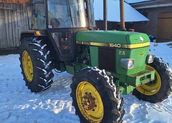 John Deere 1640 z napedem na 4