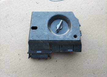 OPRAWKA GNIAZDO ŻARÓWKI LAMPY  AUDI 80 B3 B4