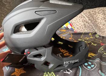 Kask rowerowy ( hulajnoga)