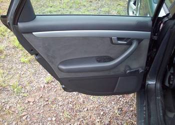 AUDI A4 B6 tylne boczki drzwi skóra alkantara