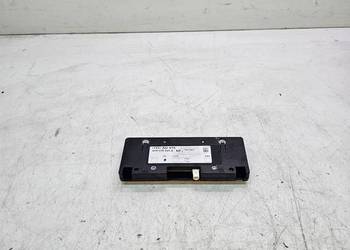 WZMACNIACZ ANTENOWY AUDI A4 B6 CABRIO 8H0035225S
