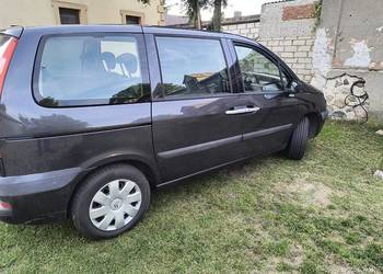 Sprzedam Citroen C8 z przebiegiem 148 tyś z nową instalację gazową