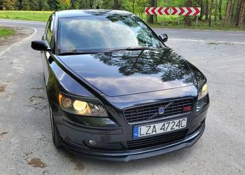 Volvo s40 t5 awd manual r-design