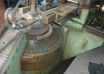 Giętarka trzpieniowa