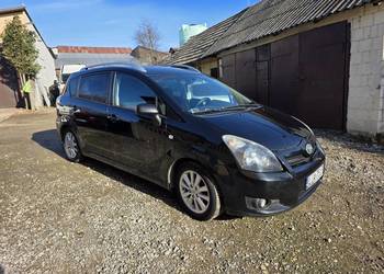 Toyota Corolla Verso 2.2D polift 136km BEZ DPF
