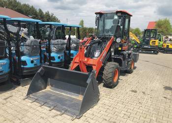 Ładowarka FARMER 912 - udźwig 1200 kg + łyżka hydrauliczna