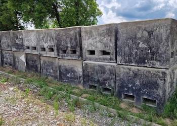Studzienka betonowa.