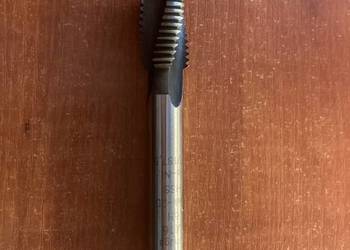 Gwintownik maszynowy nieprzelotowy EMUGE M16 6H F/V