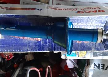 Amortyzator nowy Honda Civic II 79-83r przód  1 szt