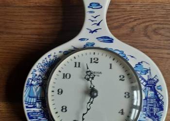 Ceramiczny zegar kuchenny marki Dugena  zdobiony motywe